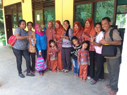 Kunjungan Pengurus PAUD NTT ke KB Harapan Bunda dusun Cegokan